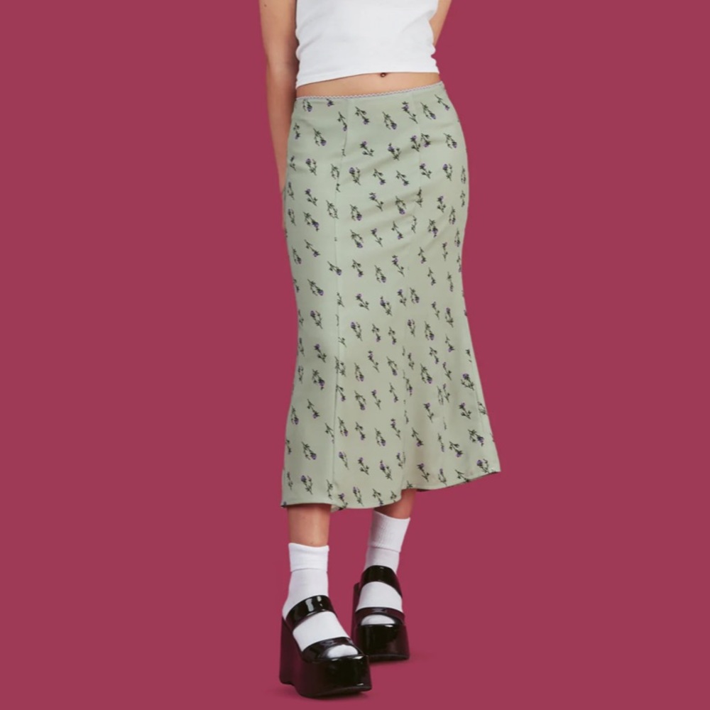 unif wist skirt (donating soon!)